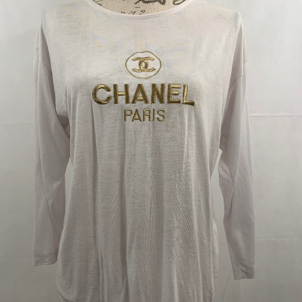 Designer-inspired logo tee shirt